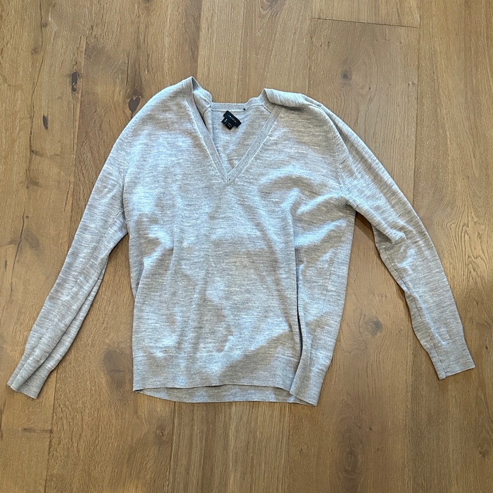 Theory Light Gray V-Neck Sweater